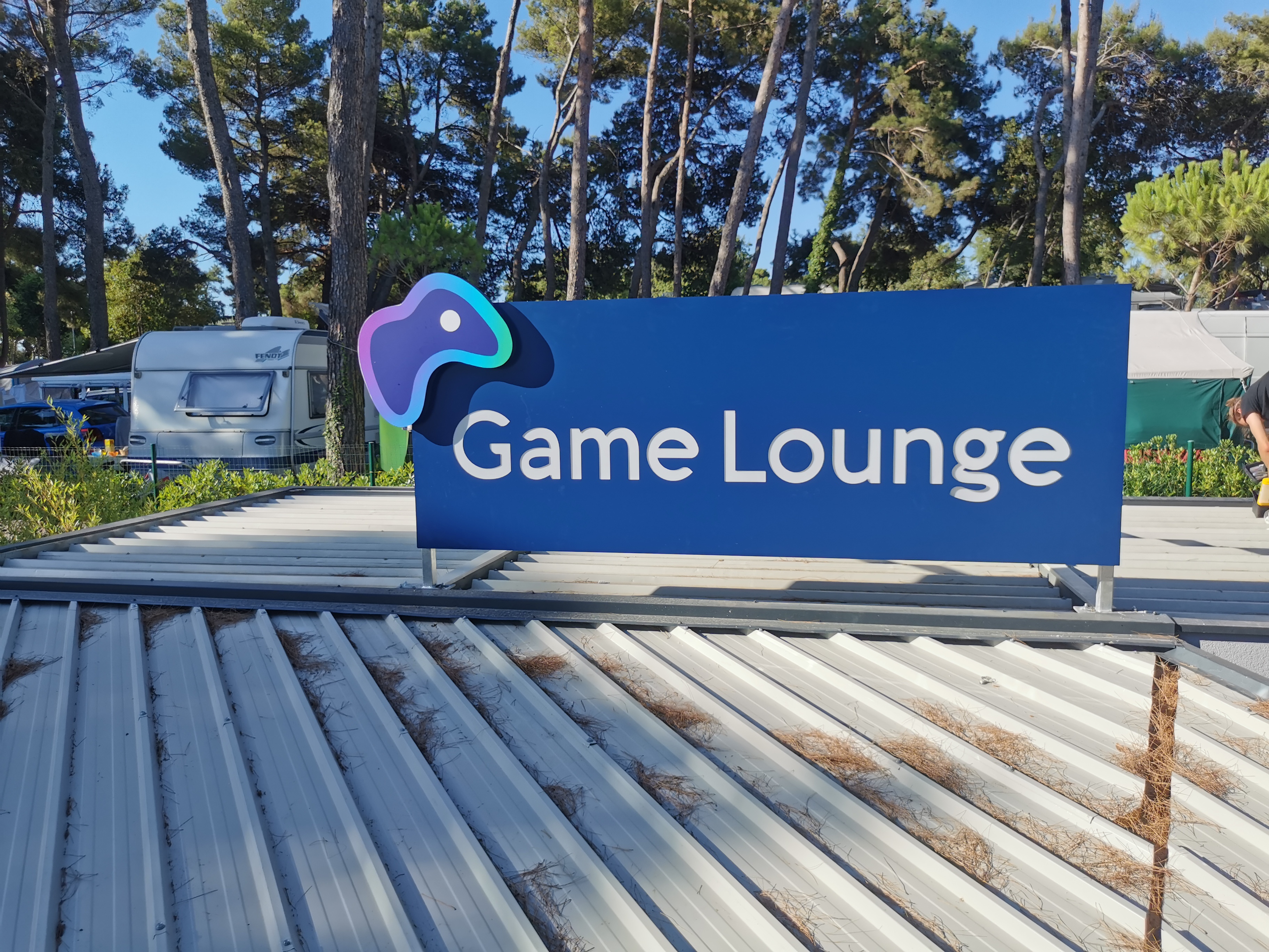 Game Lounge — Mavid izvedba